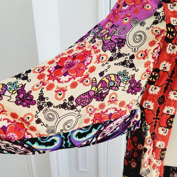 Free People Little Wing Kimono Boho Floral Shawl Size All - Picture 14 of 16